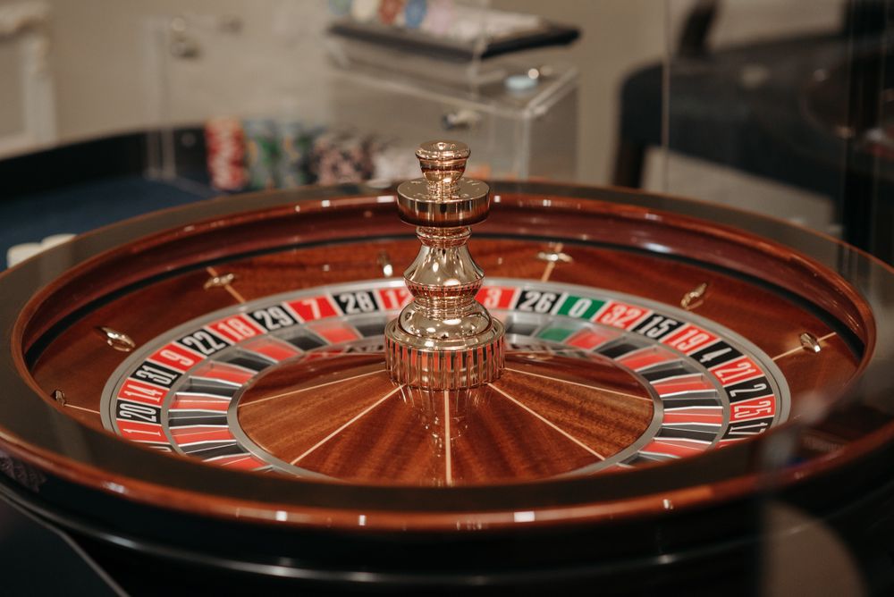 Roda roulette klasik di kasino